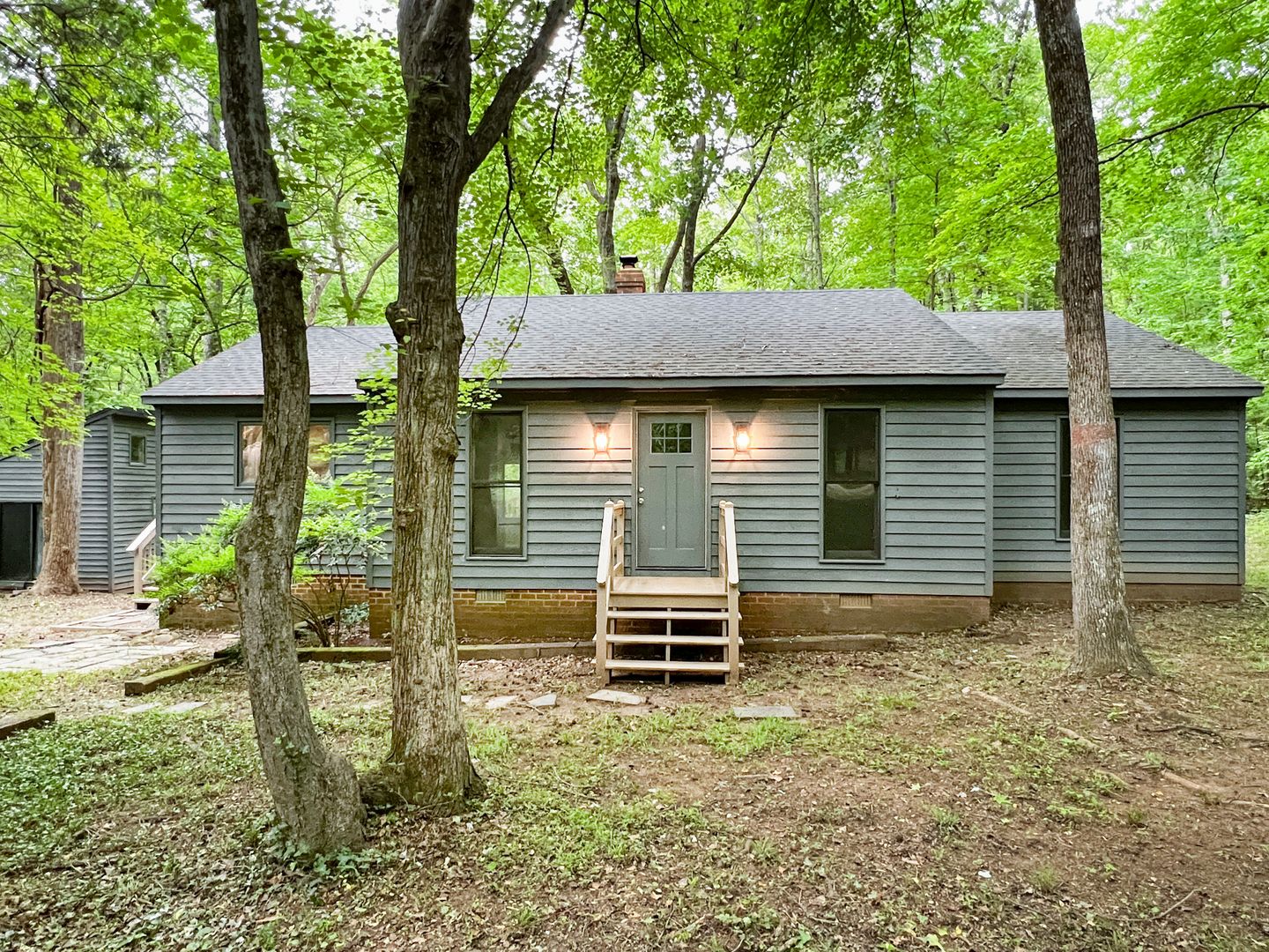 Powhatan House: 2112 Autumn Oaks Lane