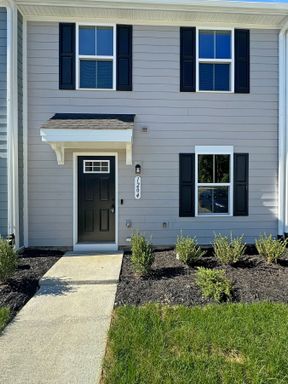 Gorgeous, 3-Bedroom Home with Modern Finishes in Richmond!- Applications are 50% off right now using code “HALFOFF” – photo 1