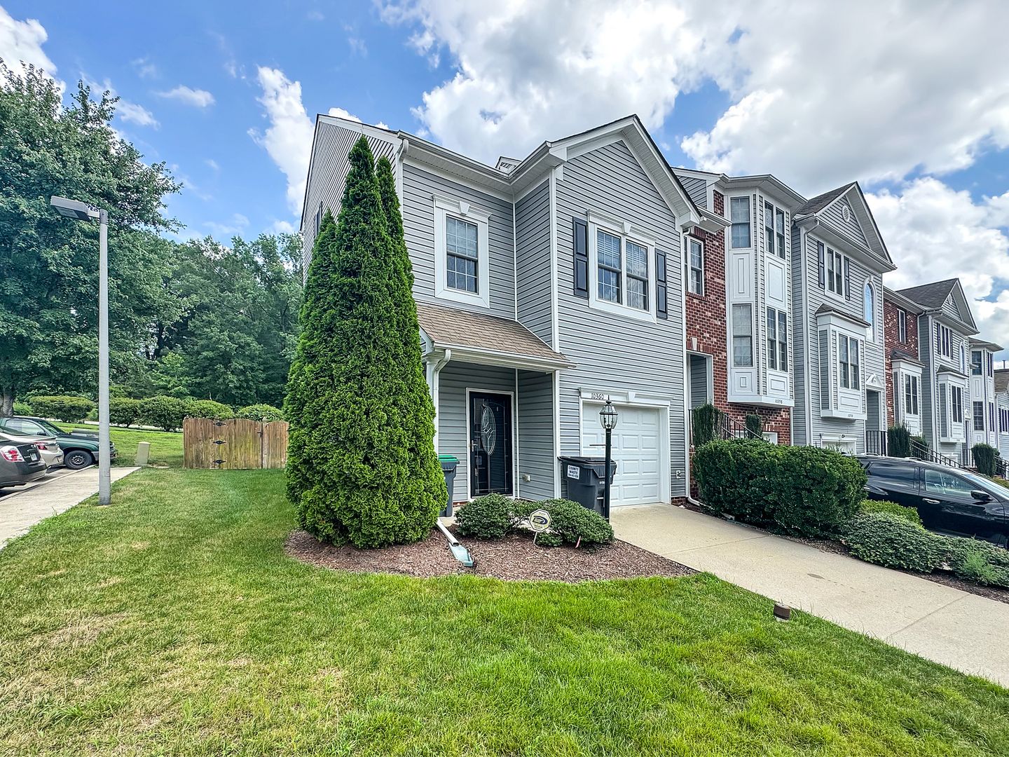 Ashland House: 10360 Caracara Drive