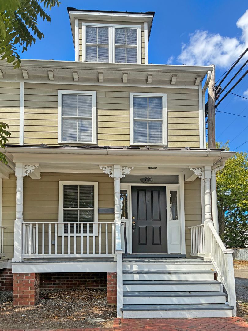Richmond House: 708 Albemarle Street