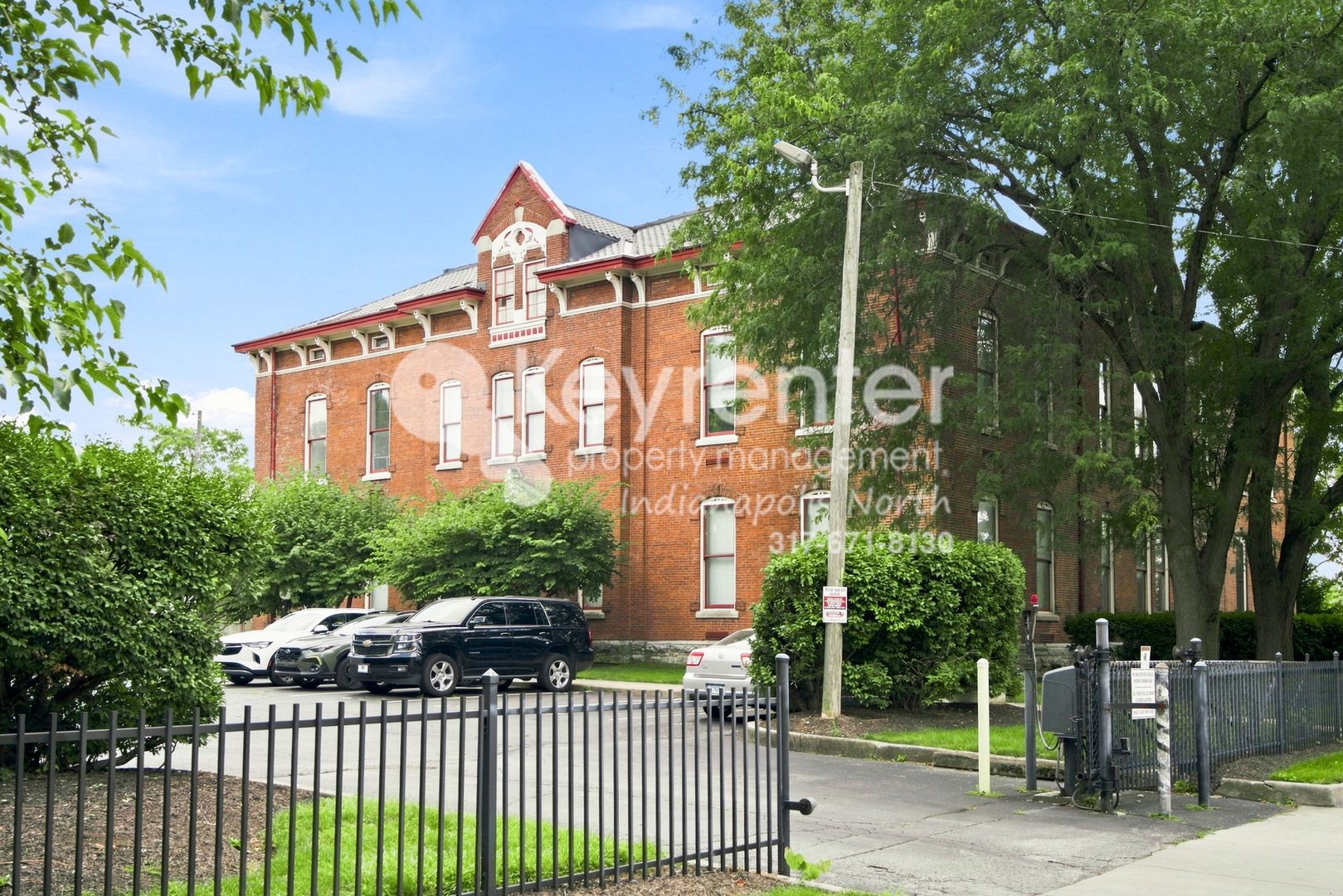 Indianapolis House: 714 Buchanan St Unit 4