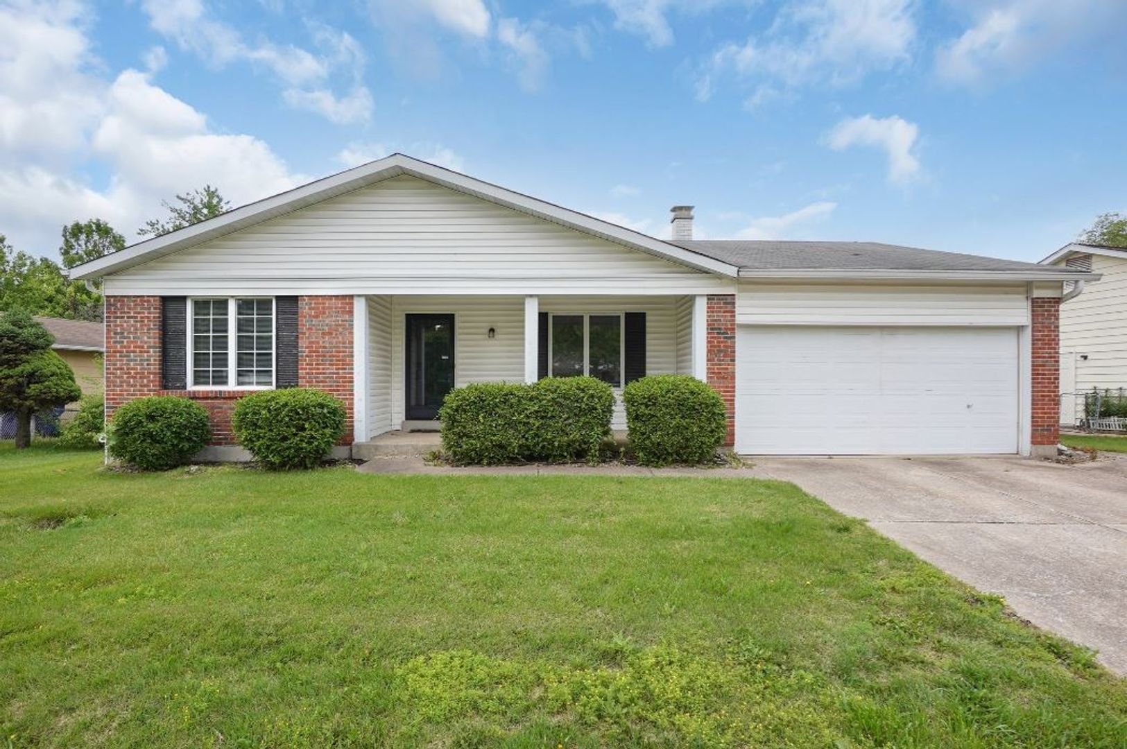 Florissant House: 15593 Fox Plains Dr