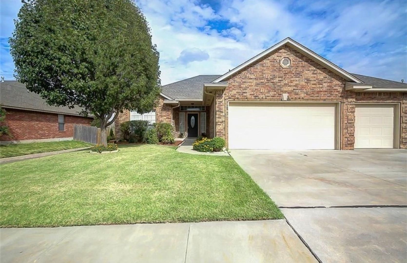 Oklahoma City House: 16300 Vicki Dr