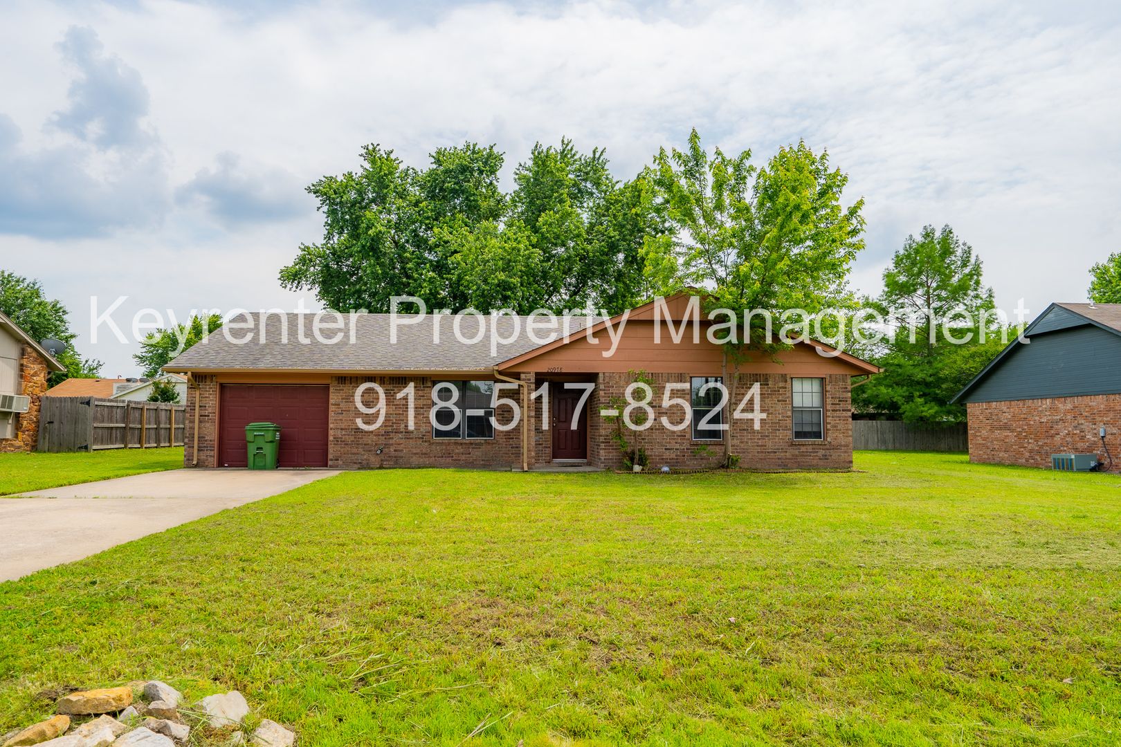 Broken Arrow House: 20978 E 37th St S