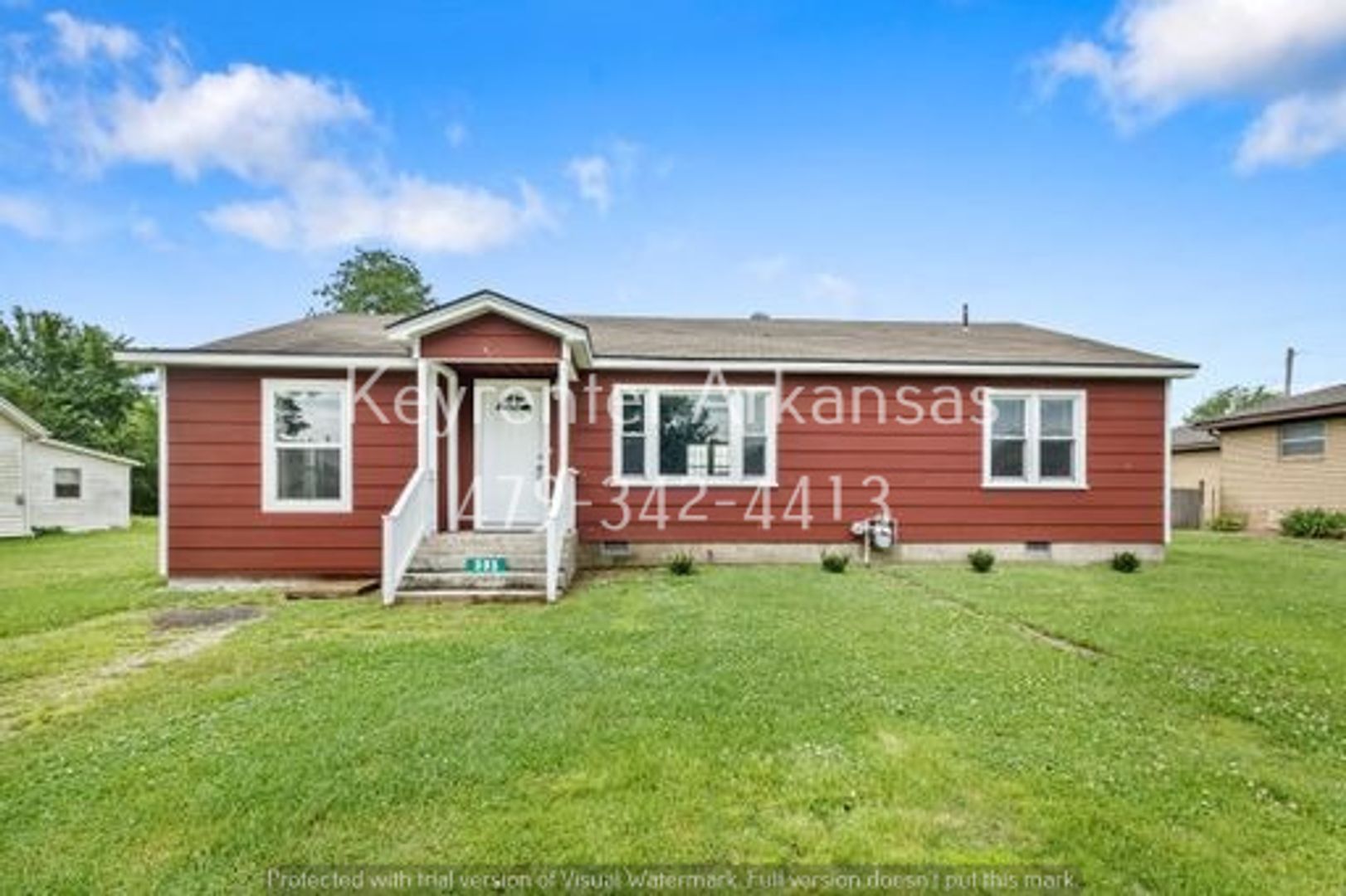 Gentry House: 305 S Little Ave