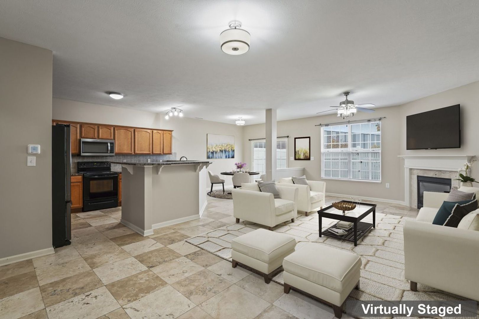 Westfield House: 16355 Meadowlands Ln