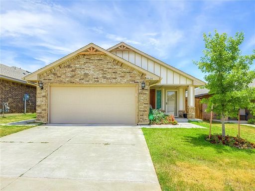 3BD/2BTH Home Minutes from the Highway! – photo 1