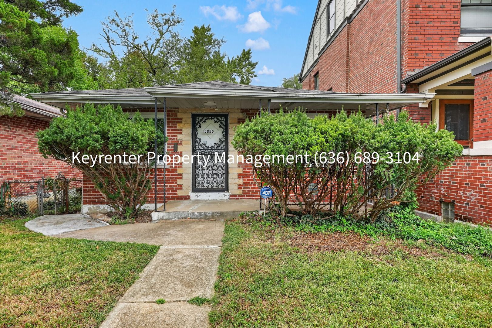 Saint Louis House: 5855 Pershing Ave