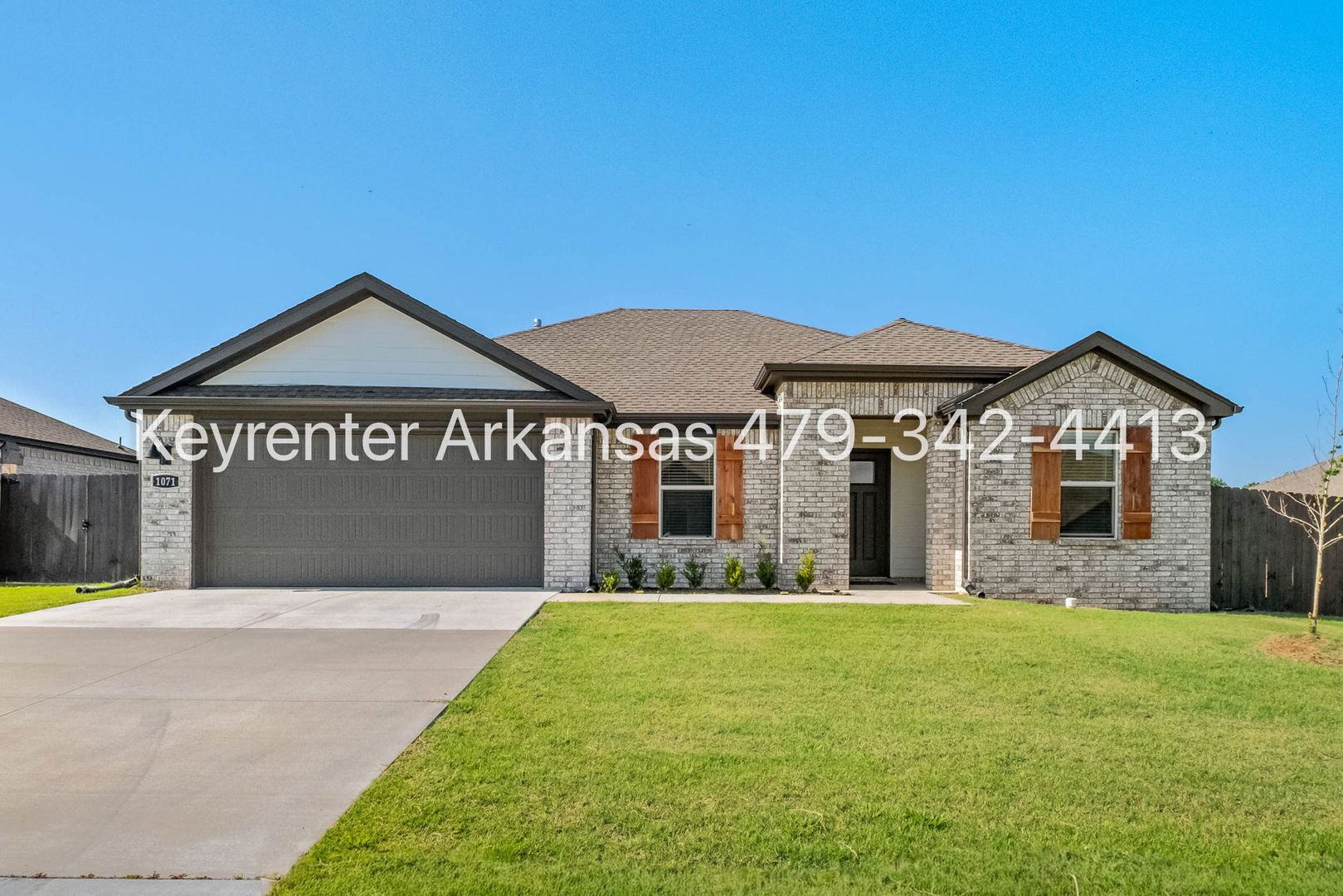Prairie Grove House: 1071 Emerald St