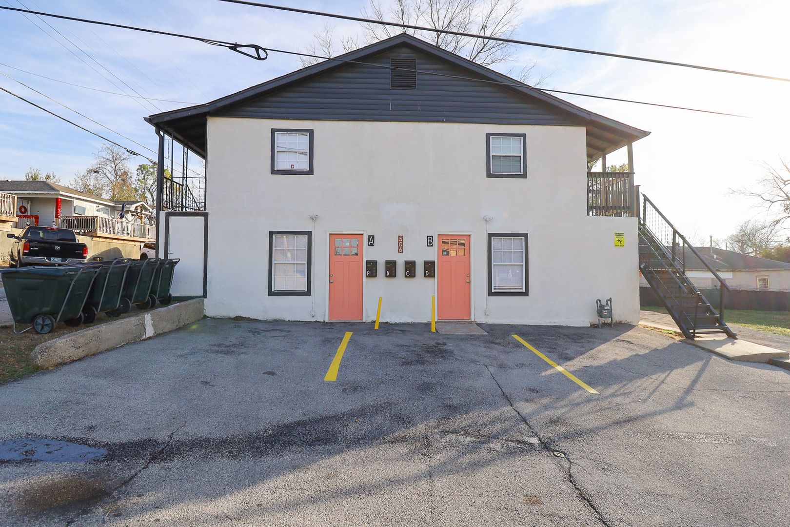 Sand Springs Apartment: 506 W 4th St