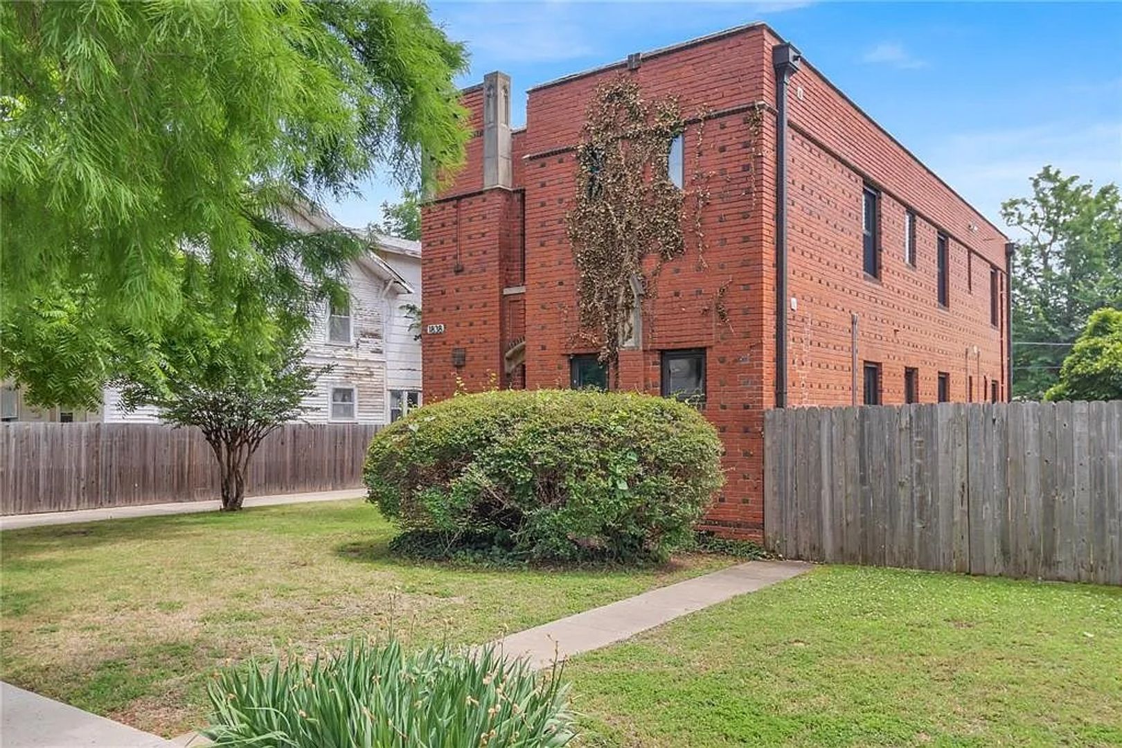 Oklahoma City Apartment: 1838 NW 11th St