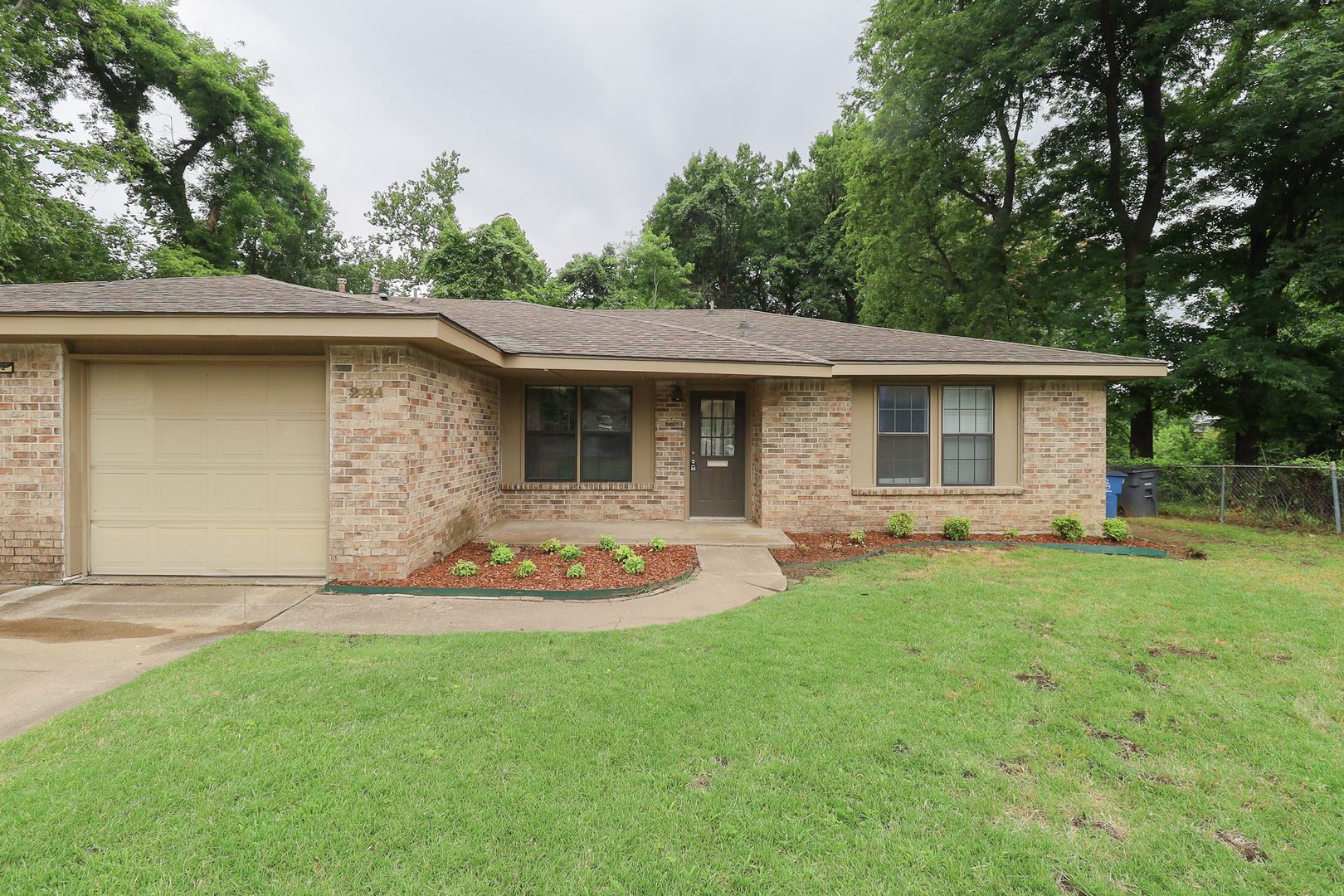 Tulsa House: 2114 S Birmingham Ct