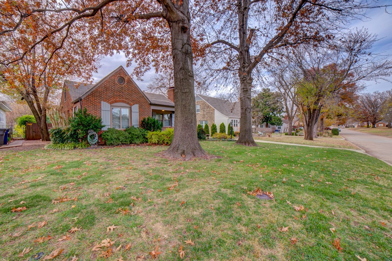 Tulsa House: 1208 S New Haven Ave