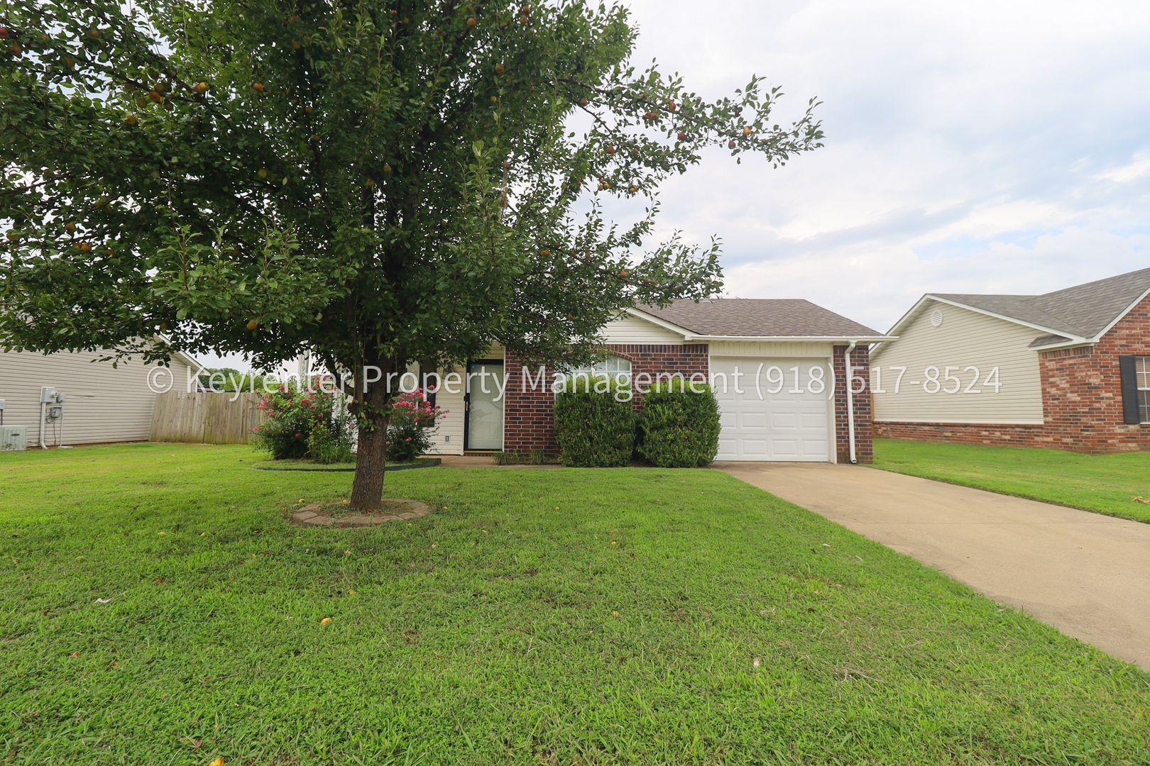 Owasso House: 14906 E 89th Pl N