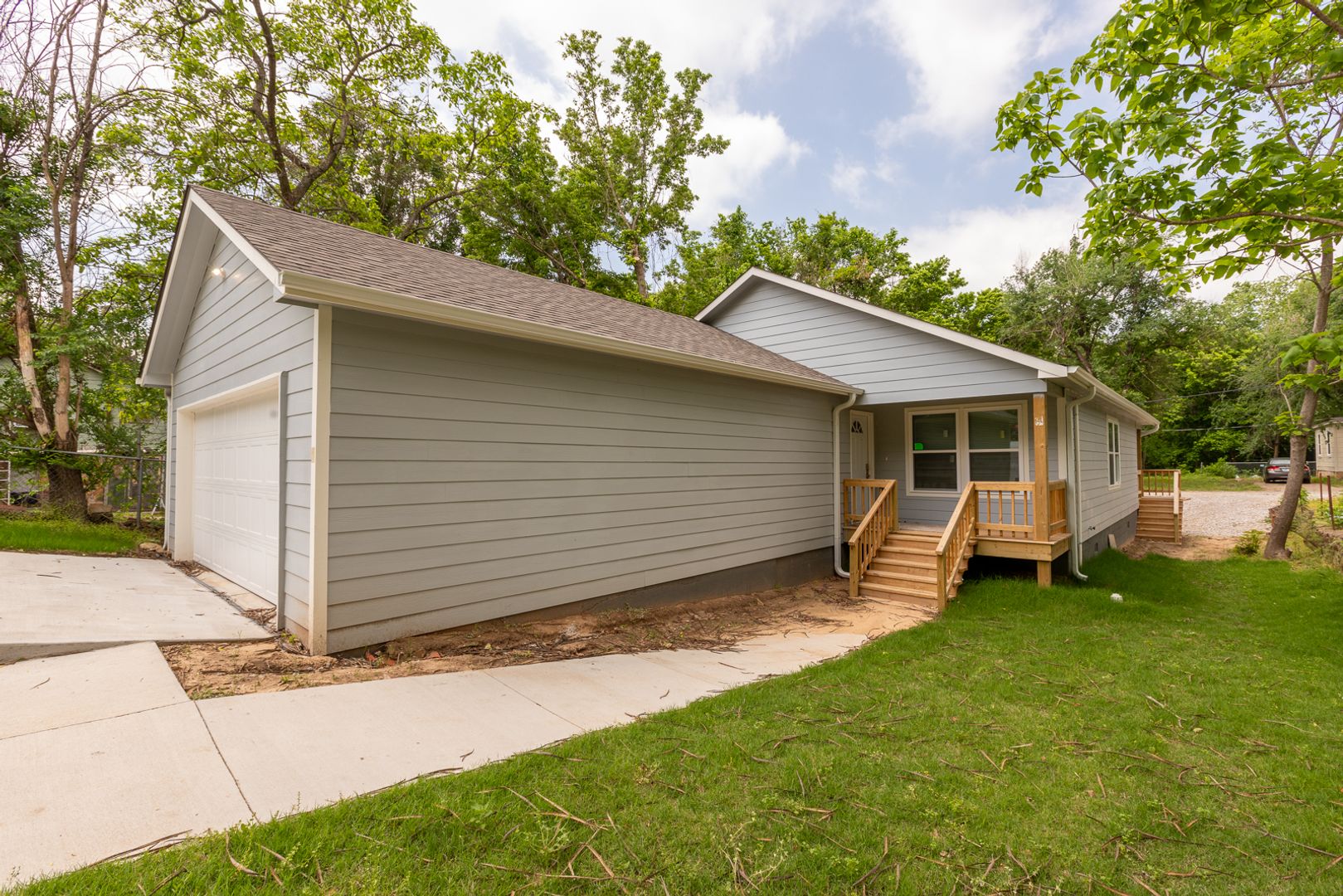 Sand Springs House: 808 N Franklin Ave