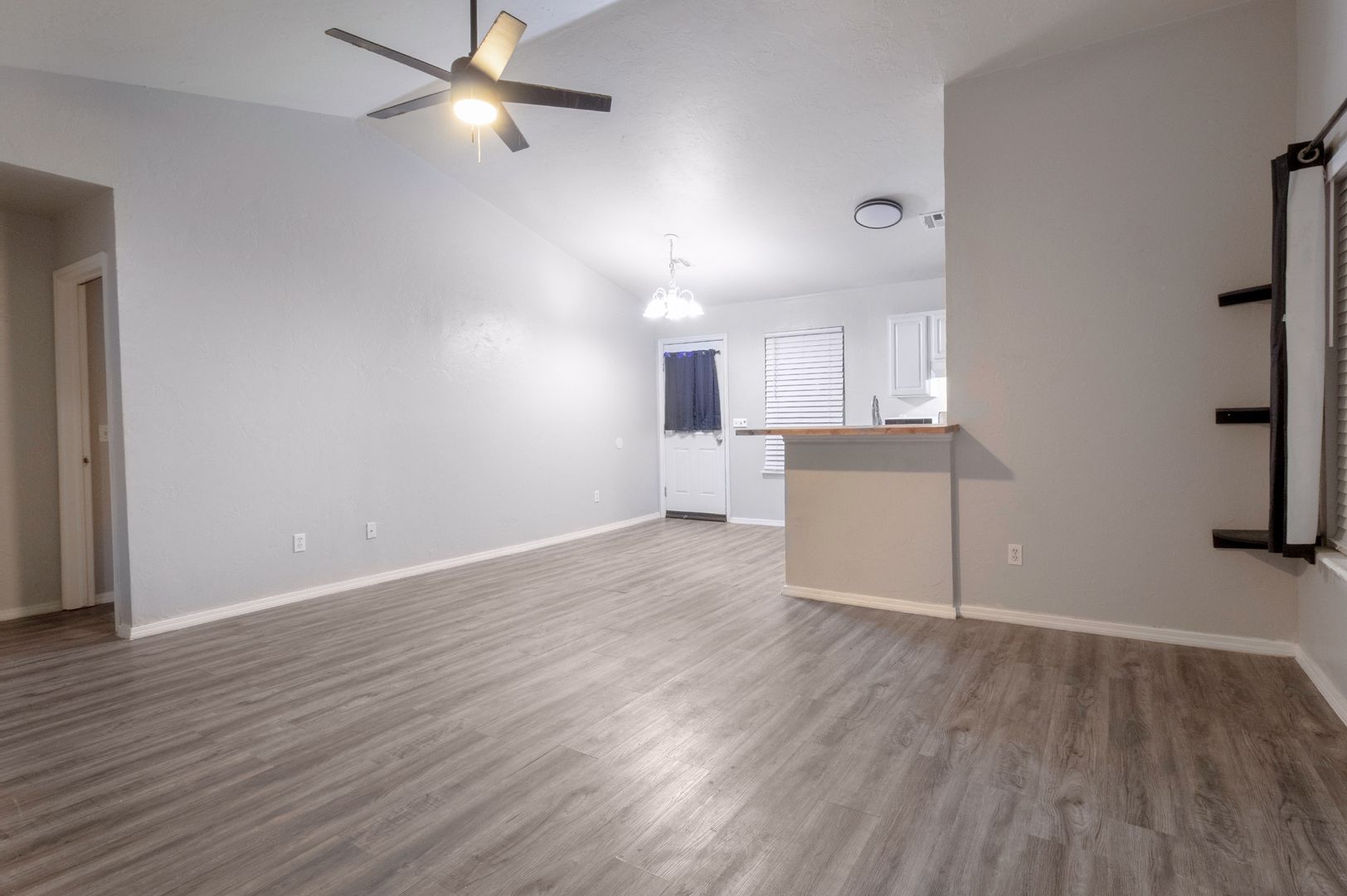 Norman Multiplex: 1310 Commerce Dr - 1310 Commerce Dr