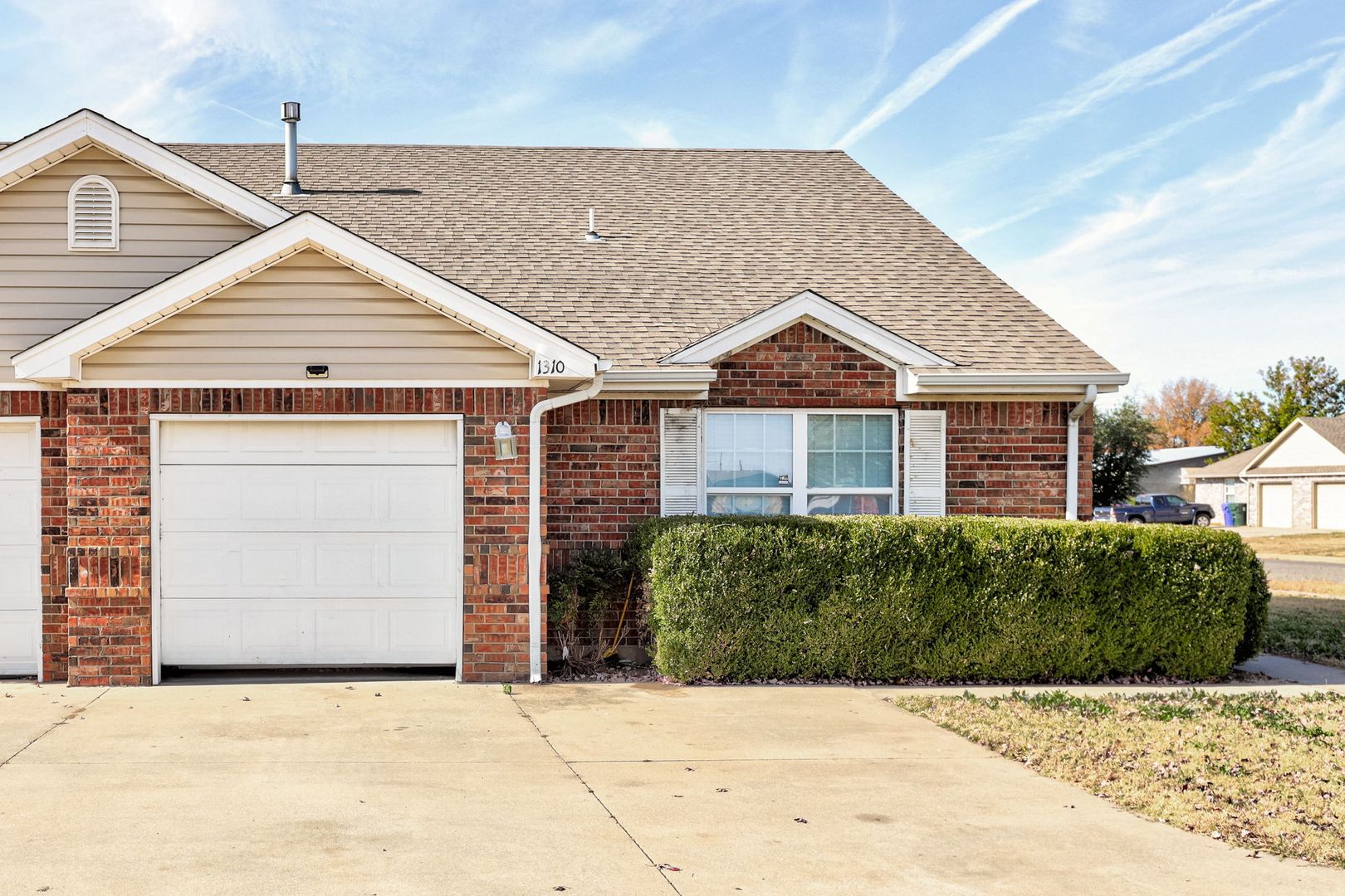 Norman Multiplex: 1310 Commerce Dr - 1310 Commerce Dr