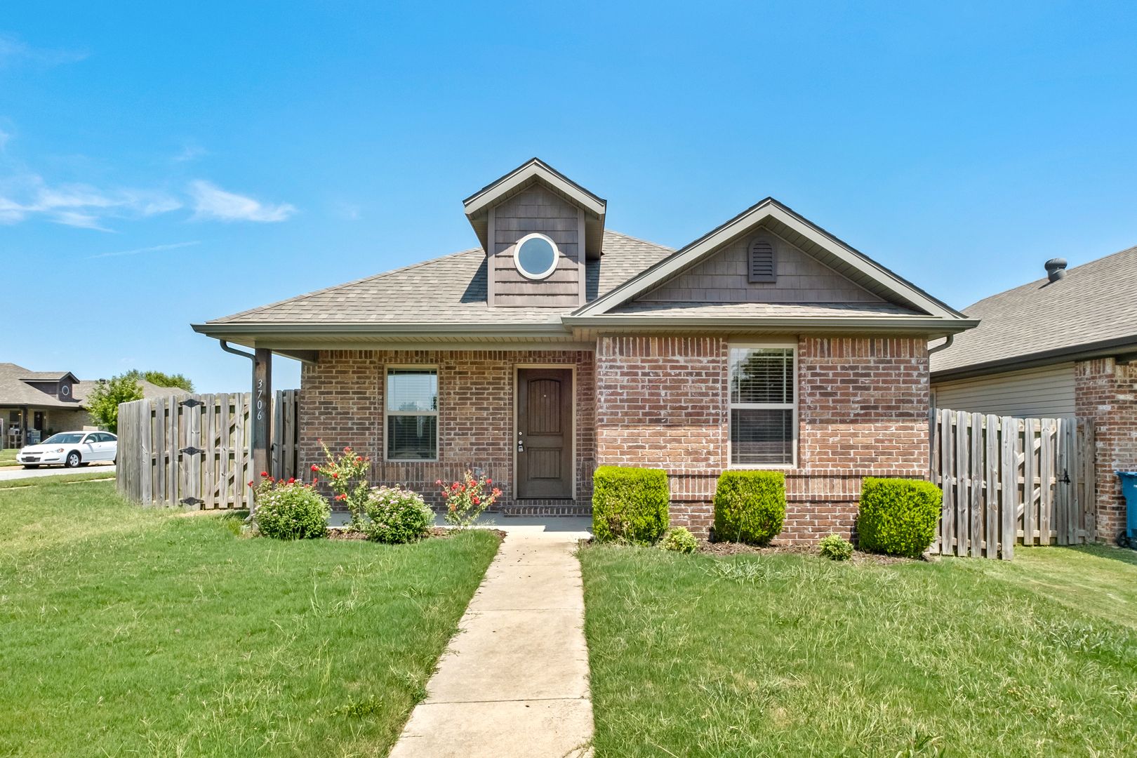 Bentonville House: 3706 SW Capstone Ct