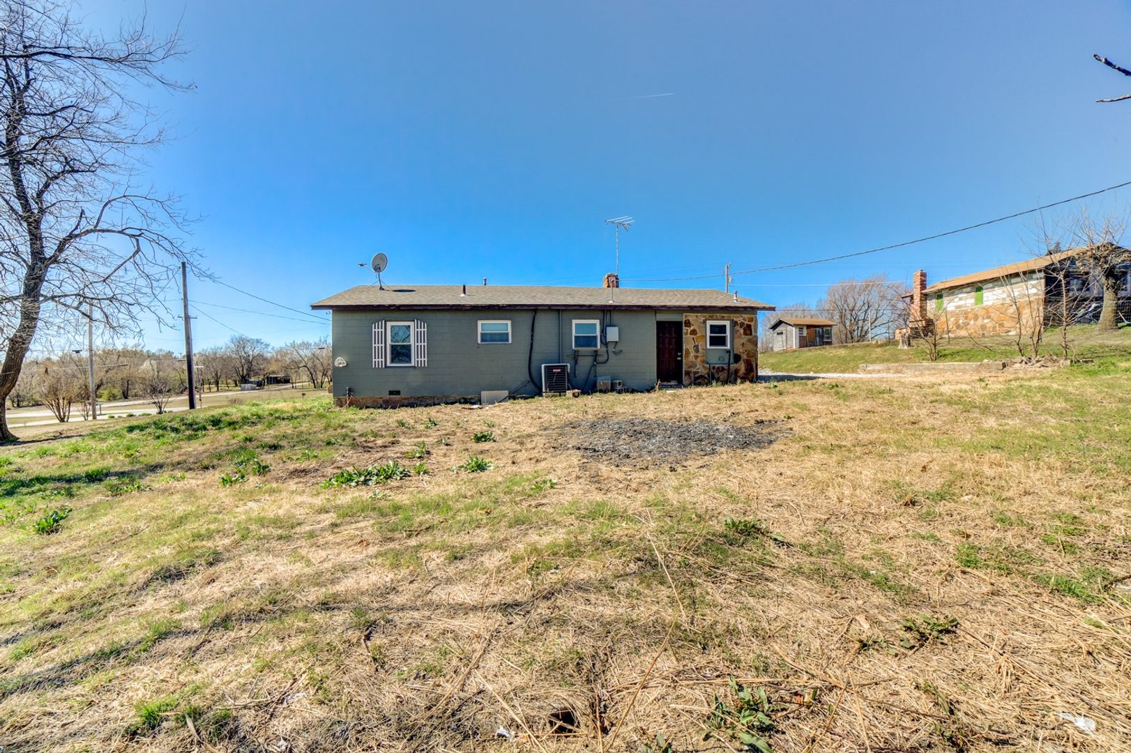 Coweta House: 12383 S 289th E Ave