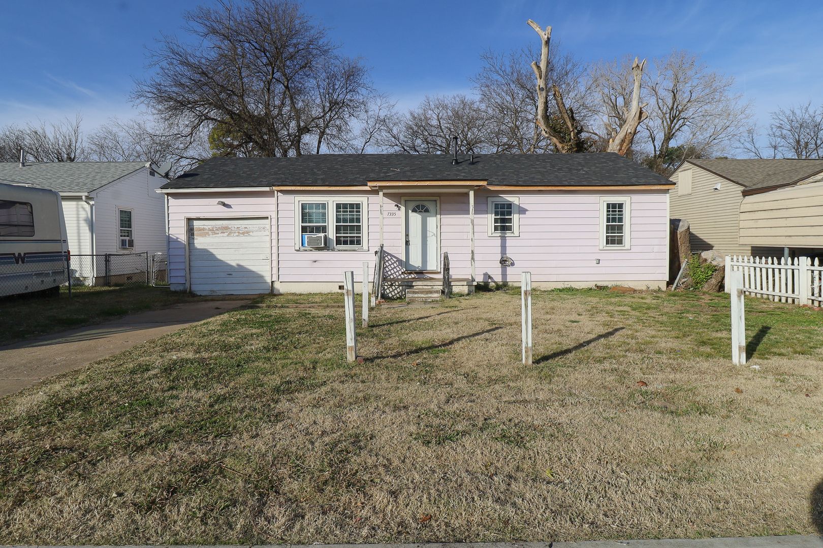 Tulsa House: 7335 E King Pl