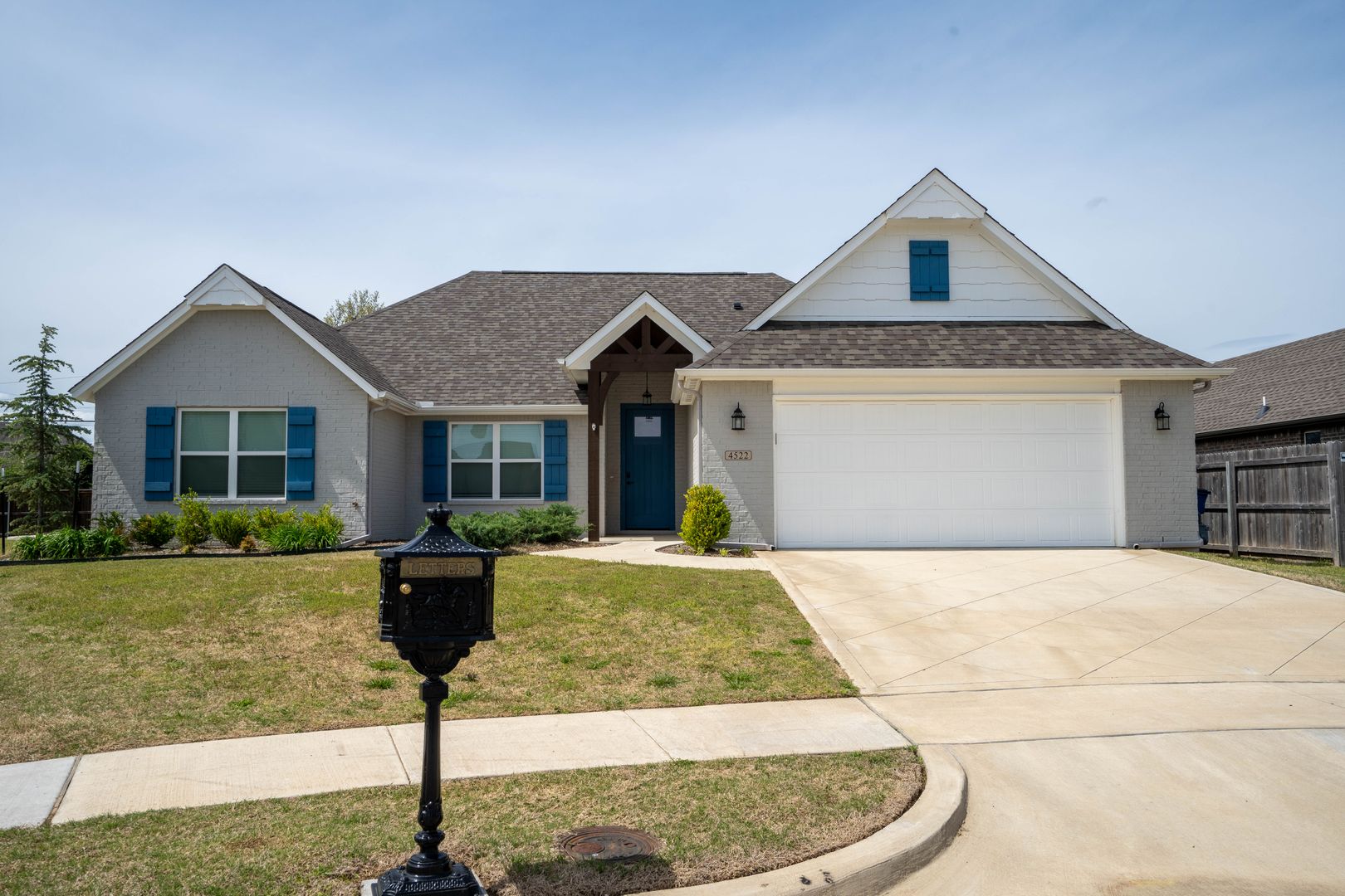 Tulsa House: 4522 S 177th E Pl