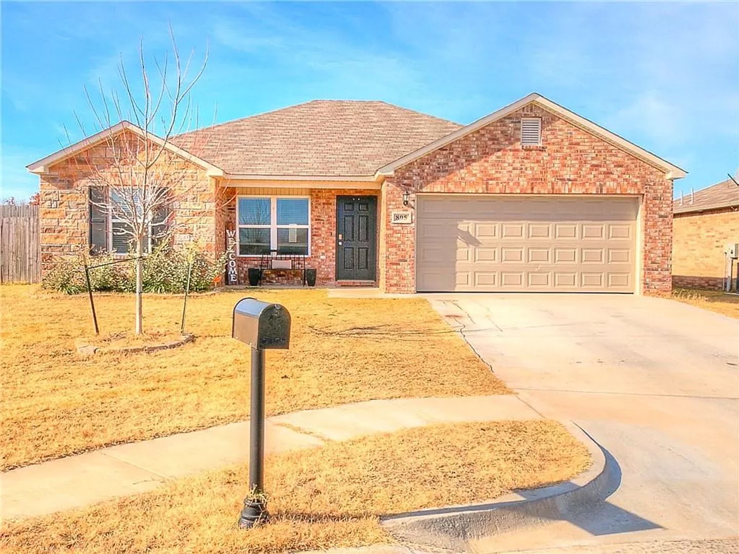 Midwest City House: 805 Hallow Oak Ct