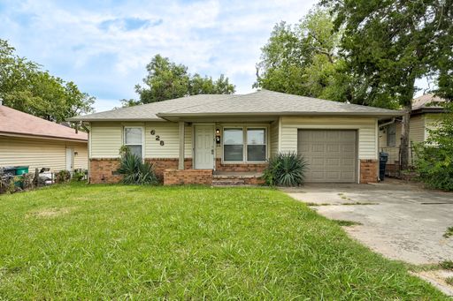 Charming 3-Bedroom Home Near the Capitol – Don’t Miss Out! – photo 1