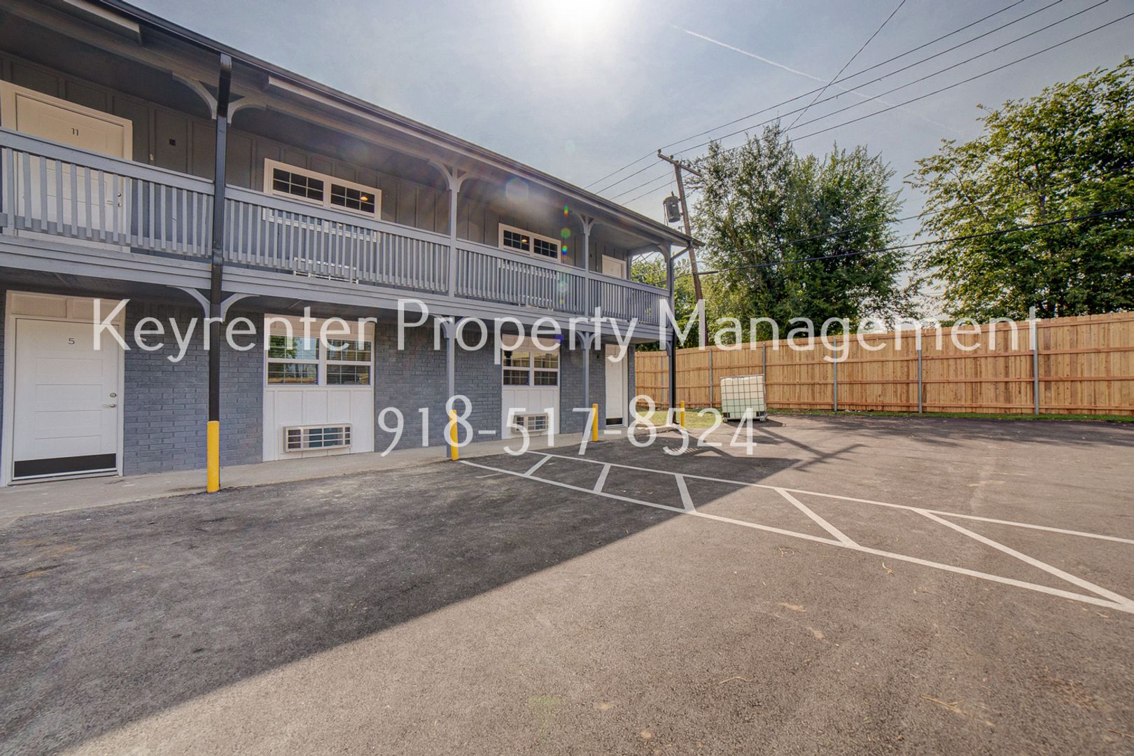 Tulsa Apartment: 2432 E 10th St