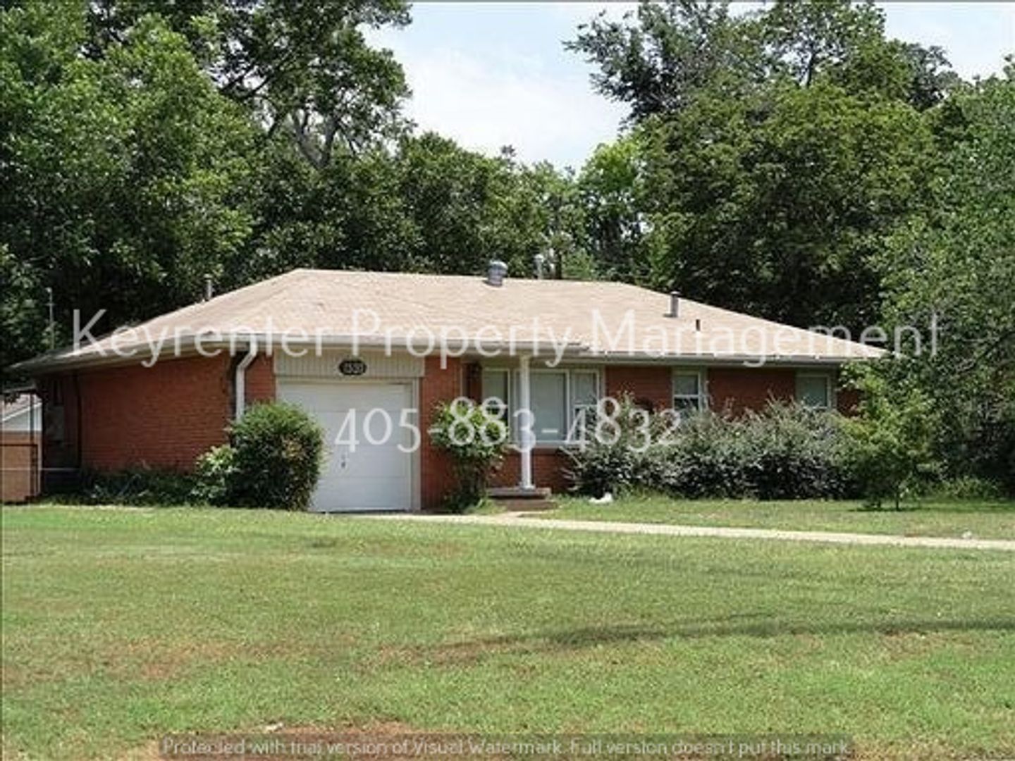 Norman House: 1520 Rowena Ln
