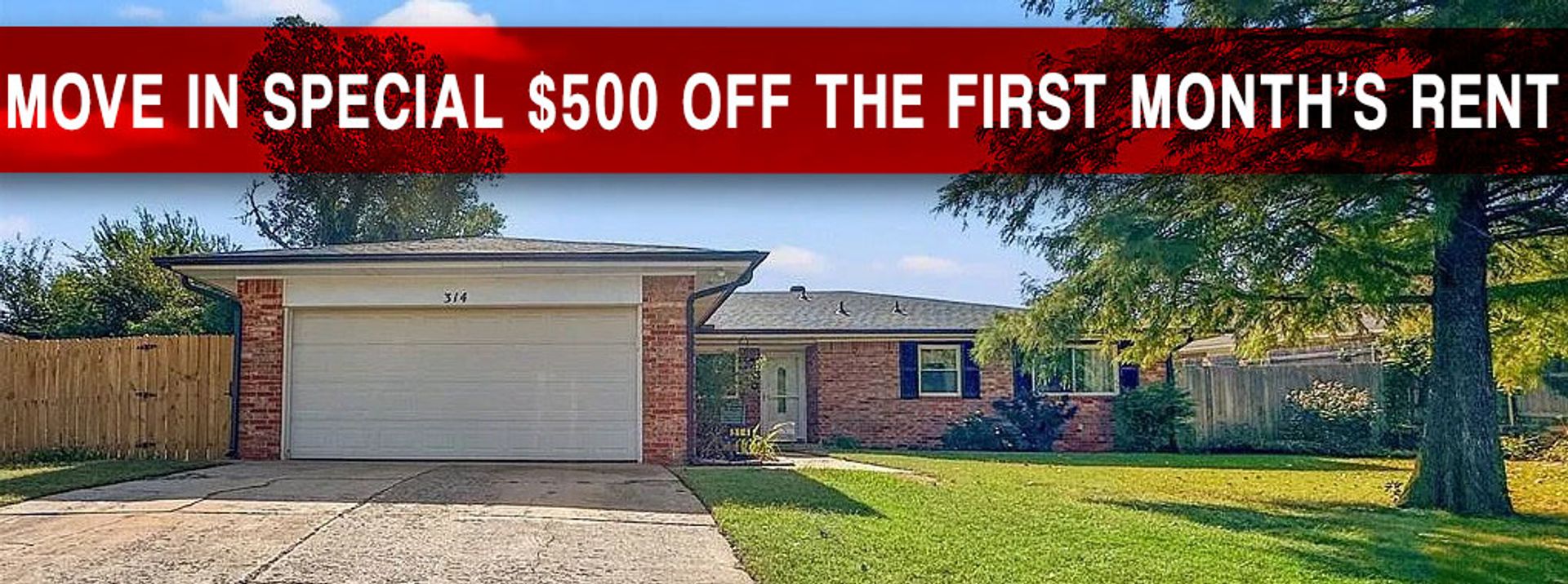 Mustang House: 314 N Lakeside Ter