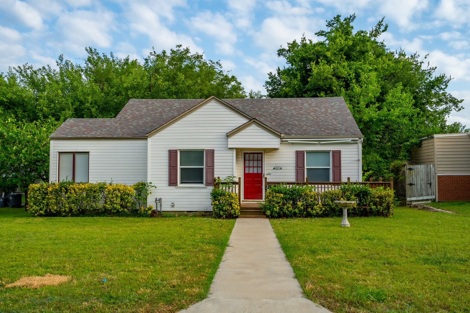 Tulsa House: 3820 E 22nd Pl