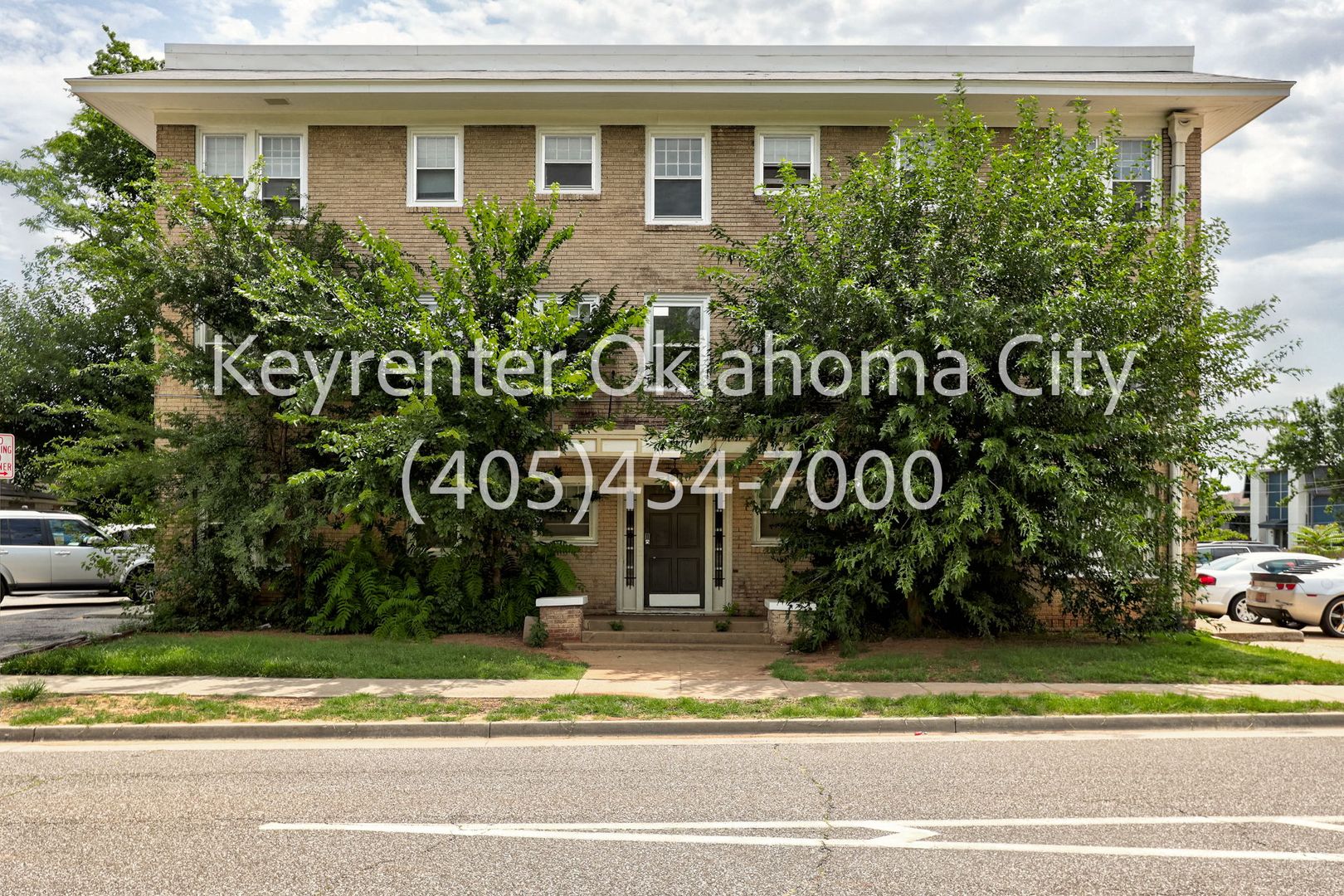 Oklahoma City Apartment: 1700 N Robinson Ave