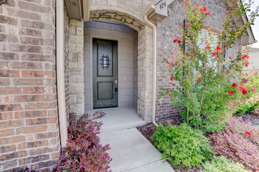 Jenks Luxury Living – photo 1