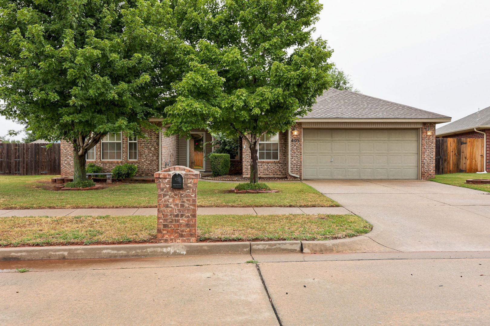 Yukon House: 605 Eastview Dr
