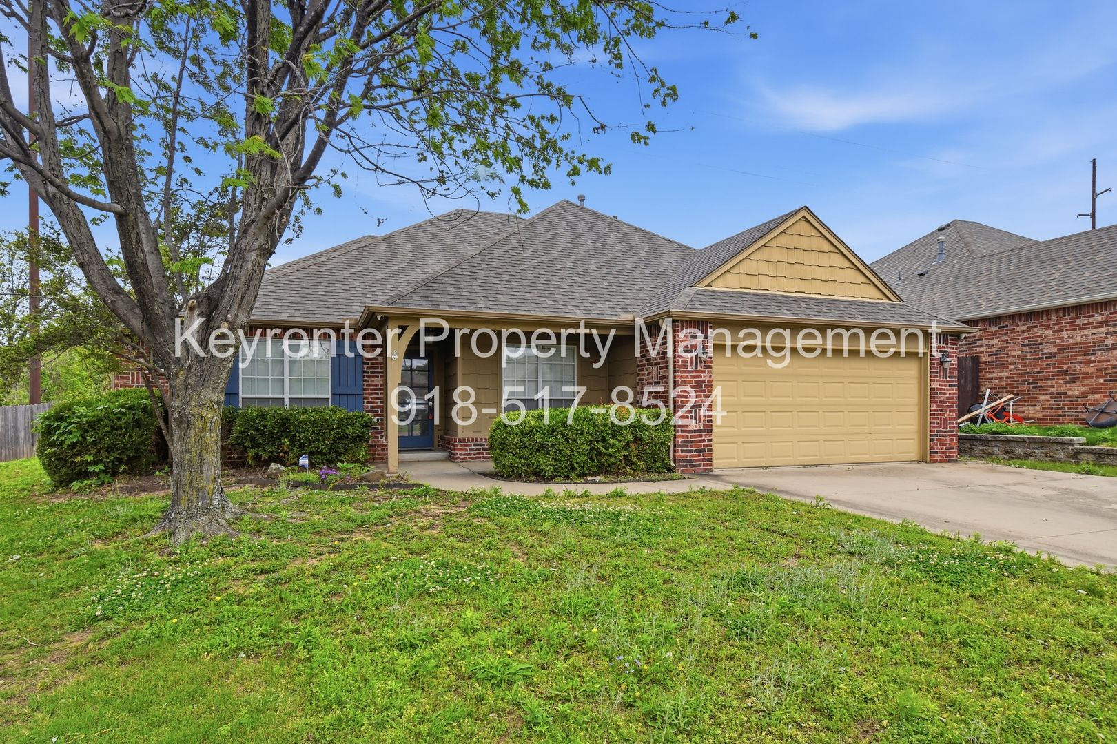 Jenks House: 11906 S Juniper Ct
