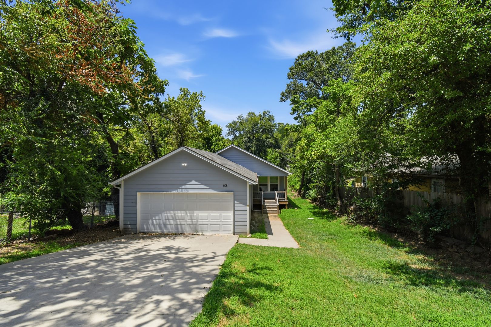 Sand Springs House: 808 N Franklin Ave