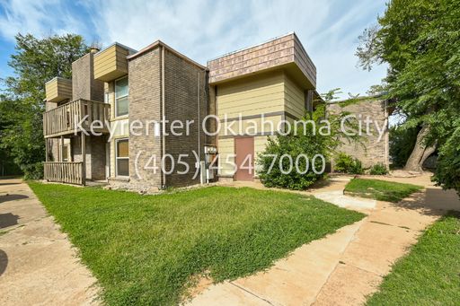 * * * $350 Move-in Special * * * Comfortable and Convenient Living in NW OKC! * * * $350 Move-in Special * * * – photo 1