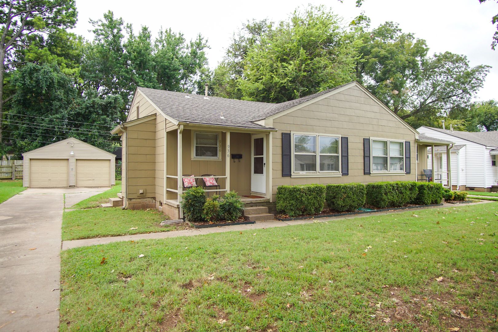 Tulsa House: 936 E 37th Pl