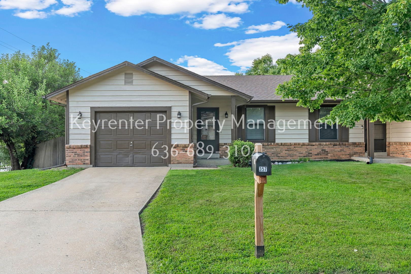 Saint Peters House: 357 Della Dr