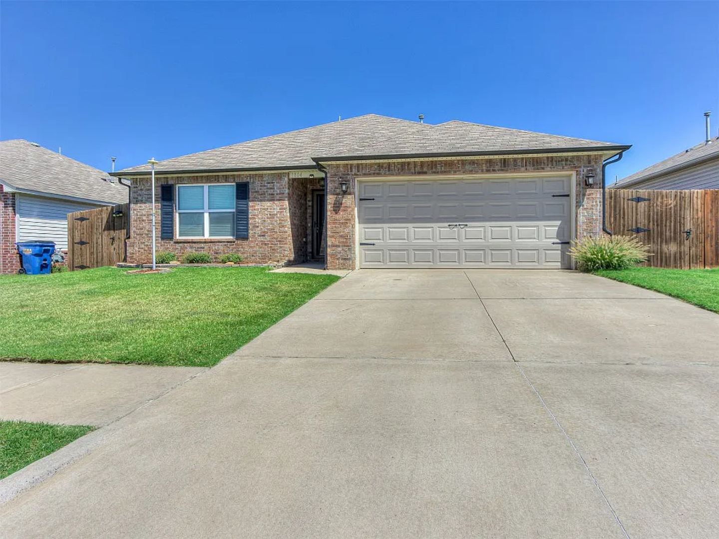 El Reno House: 1804 Schooner Rd