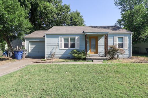 2 Bed 1 Bath Rental at 957 E 36th St, Tulsa, OK – photo 1