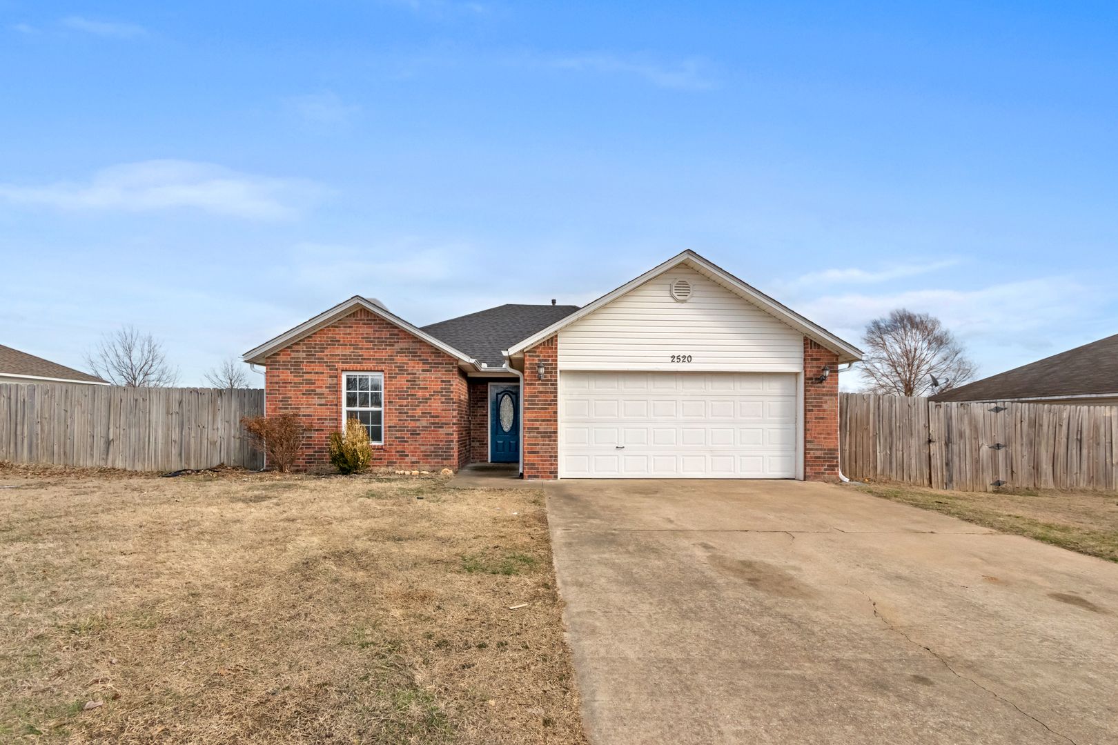 Pea Ridge House: 2520 D J Duvall Dr