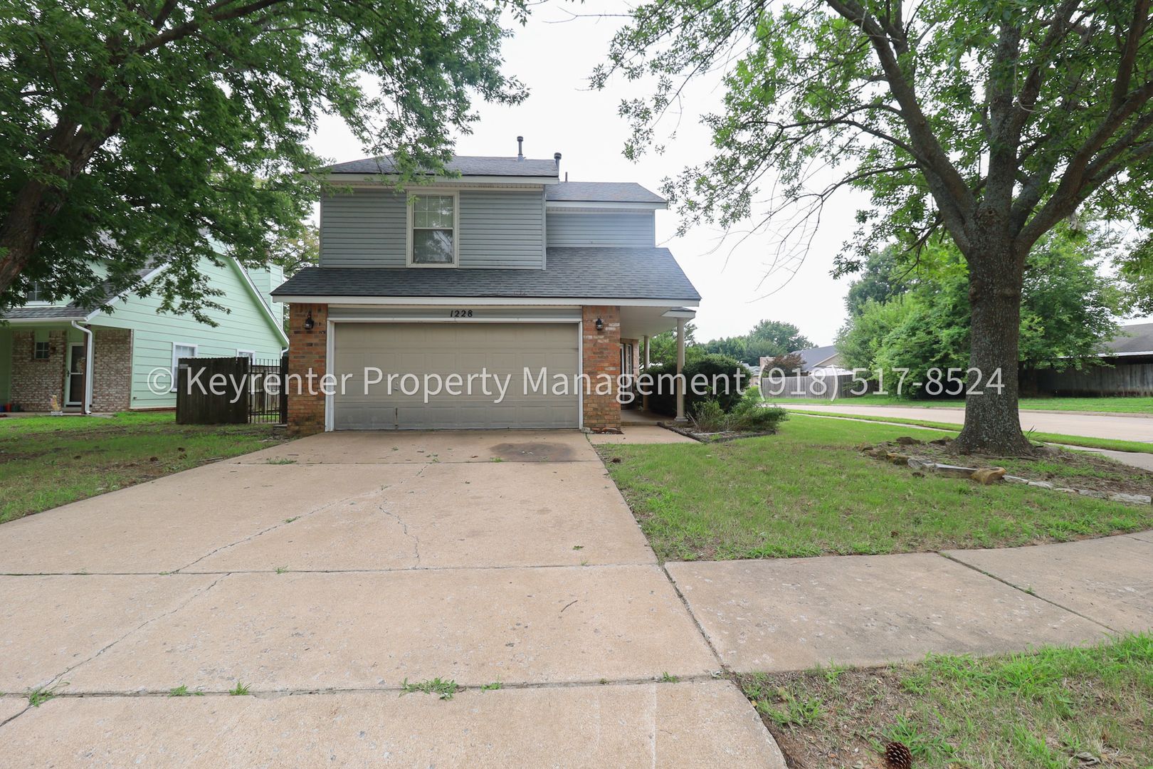 Jenks House: 1228 W 112th Dr S