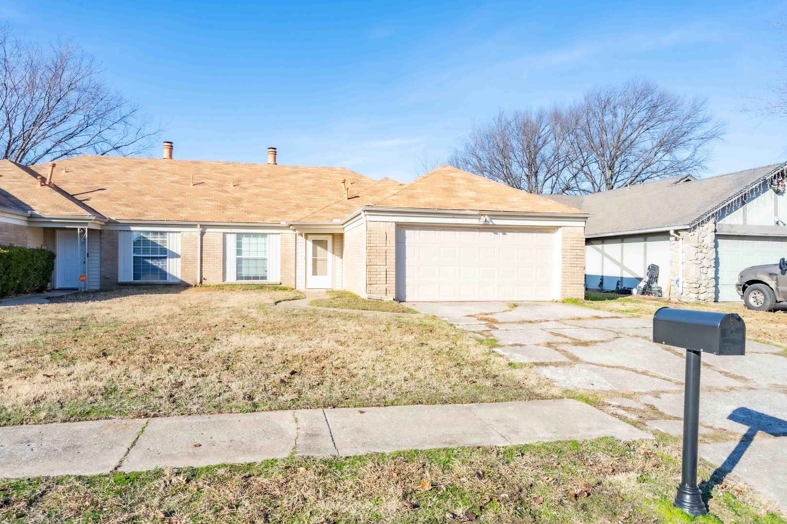 Tulsa House: 3932 S 125th East Ave