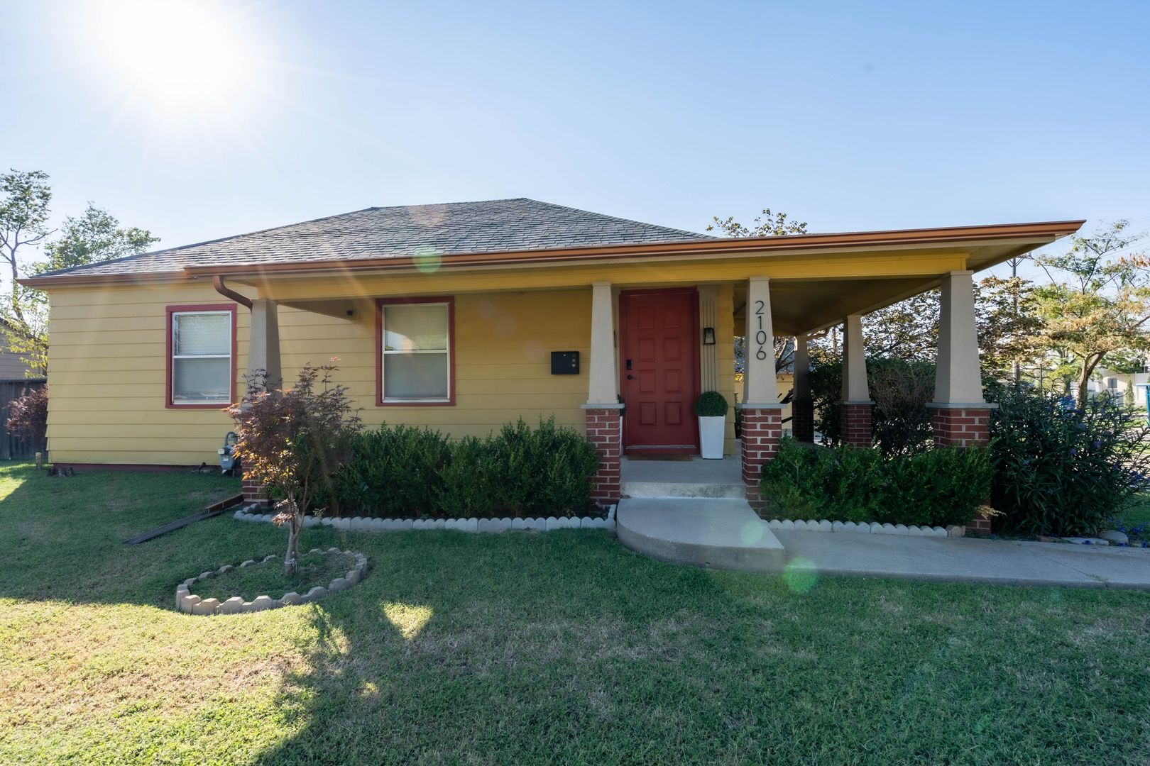 Tulsa House: 2106 S Oswego Pl