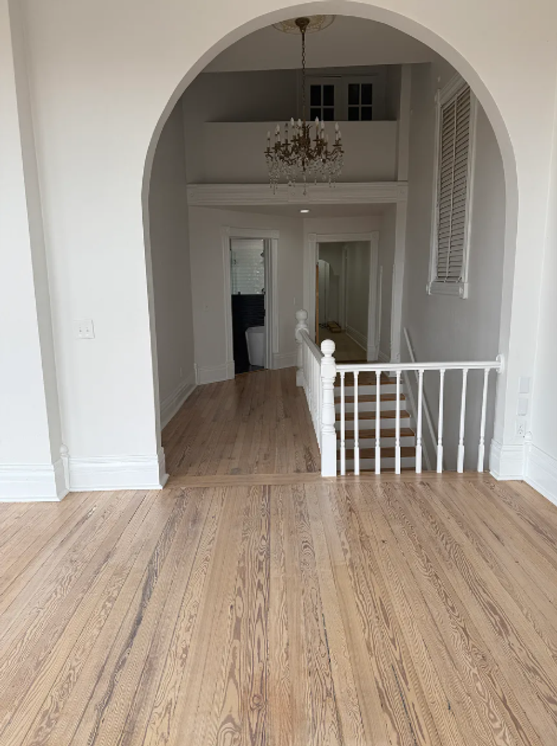 Guthrie Apartment: 116 S 2nd St