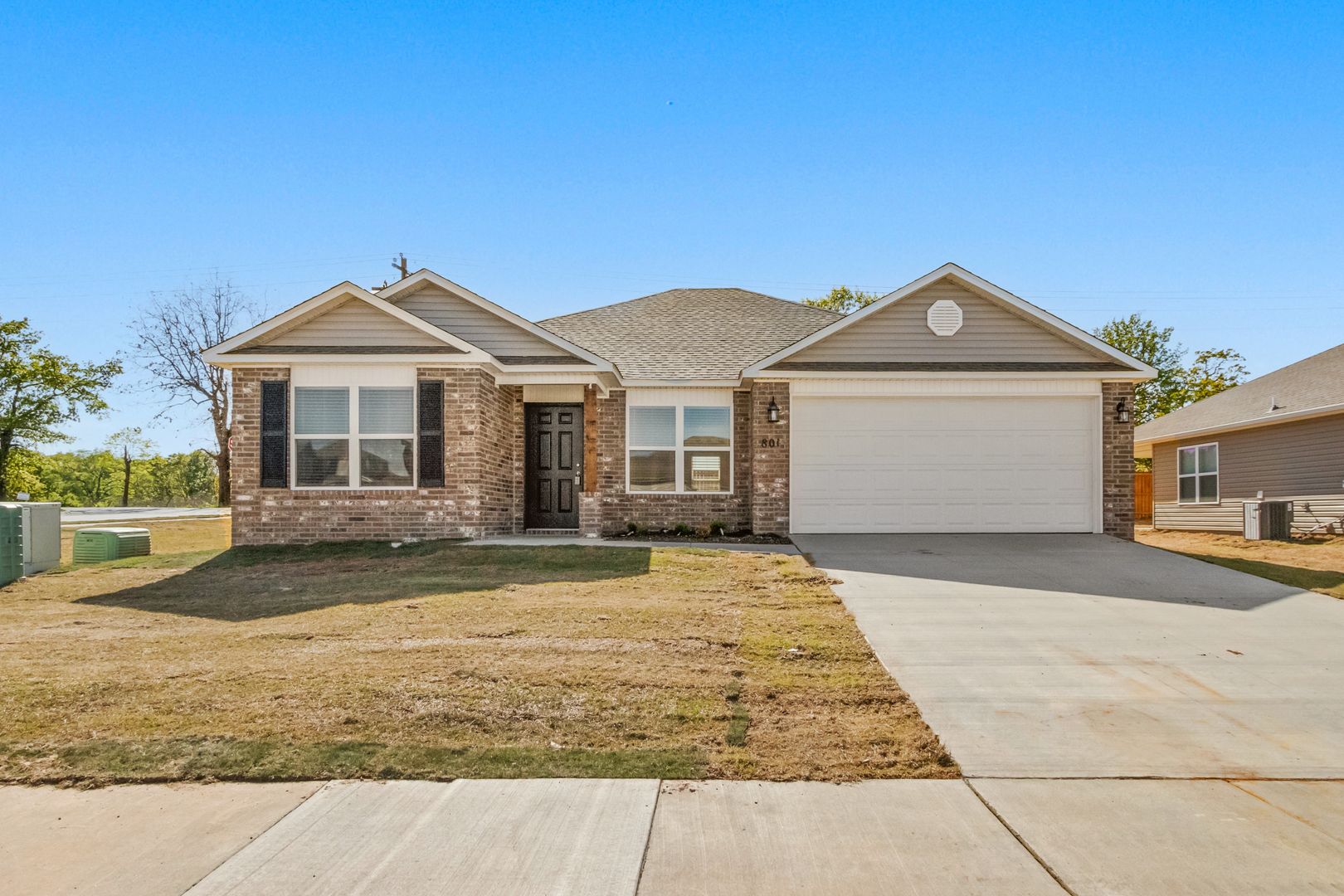 Centerton House: 801 Belhaven Rd