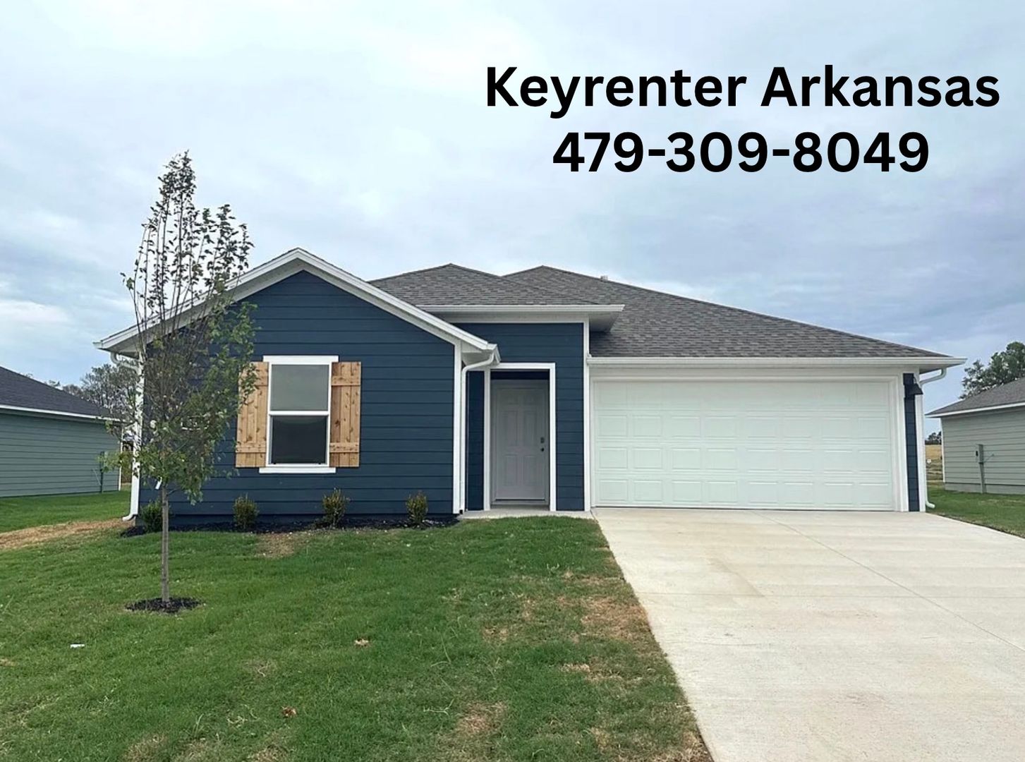 Prairie Grove House: 560 Raegan St