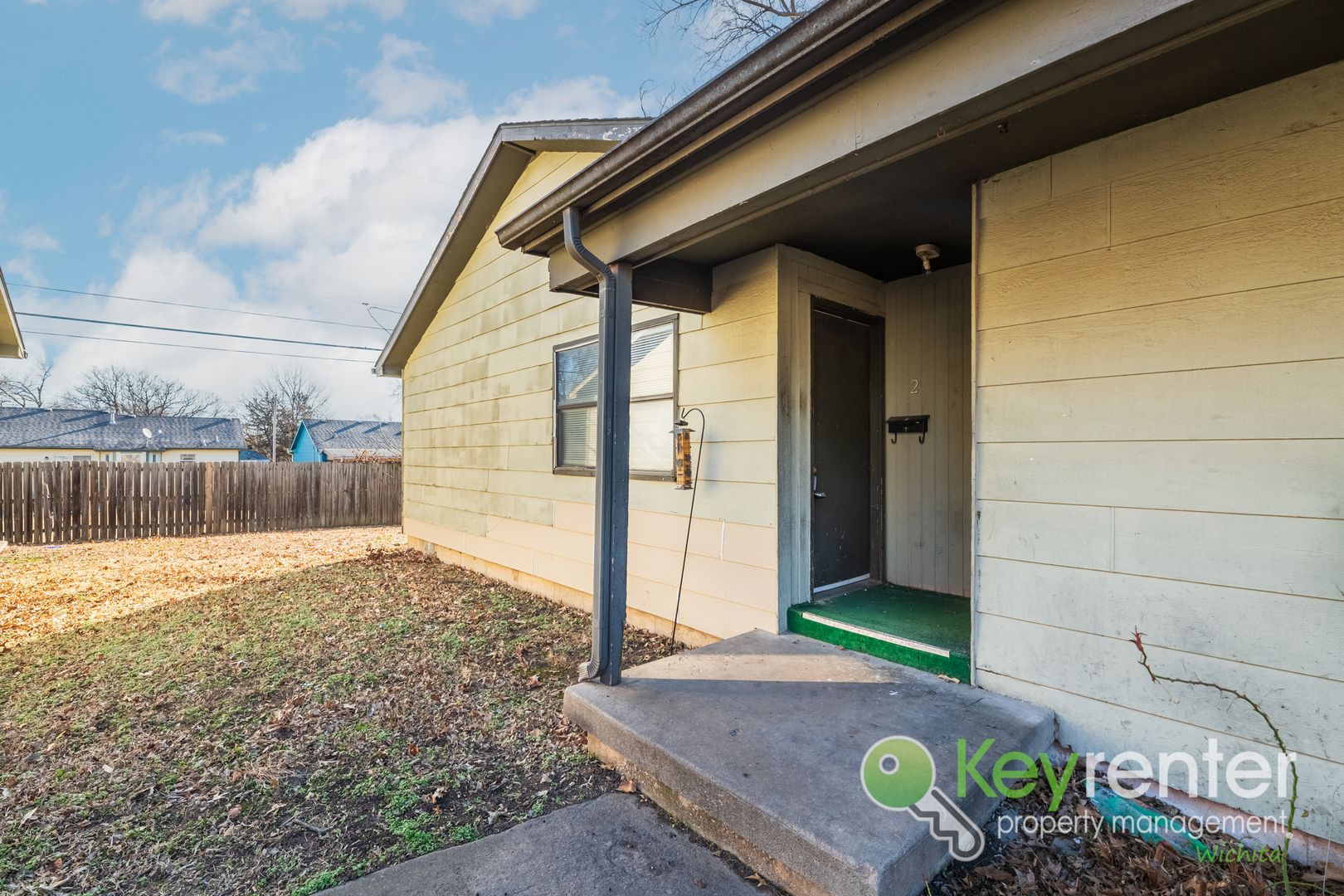 Wichita Apartment: 1432 Fairmount St