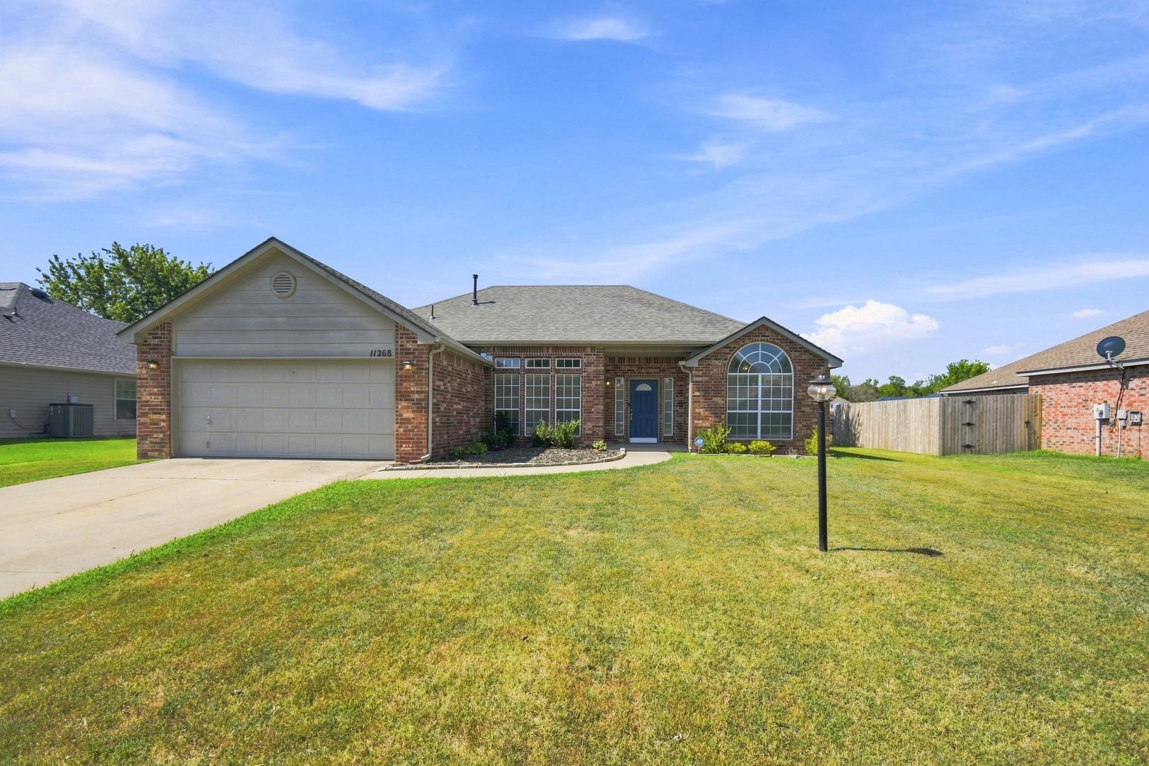 Coweta House: 11268 S 275th E Ave